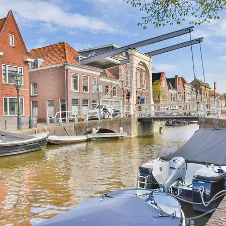 De Laat Vintage Apartment *